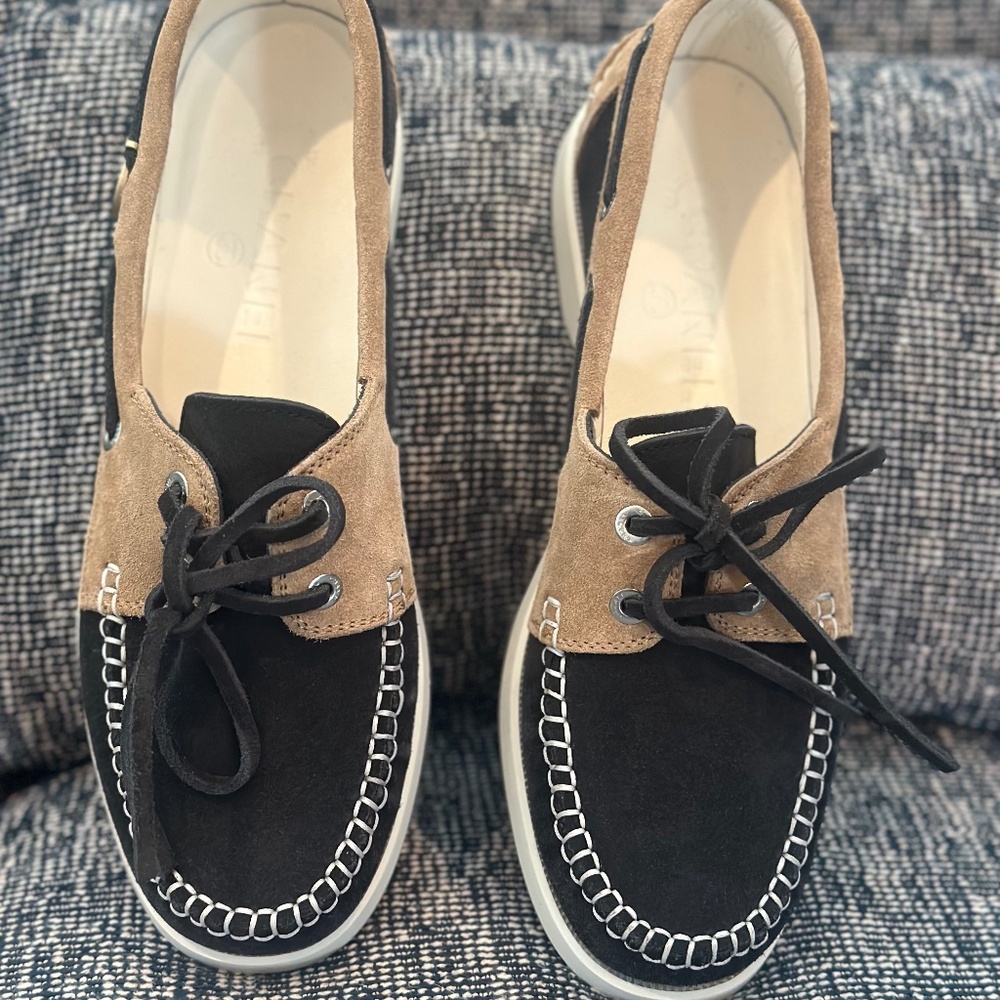 CHANEL moccasins loafers dark grey 2 tone - Picture 2 of 9